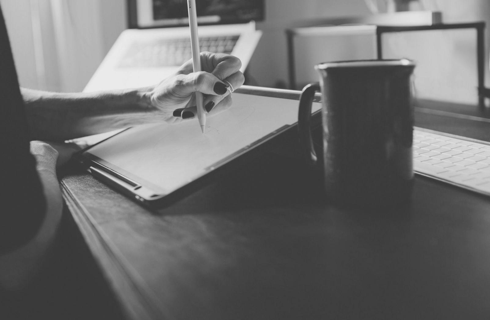 Tools and templates for financial communication